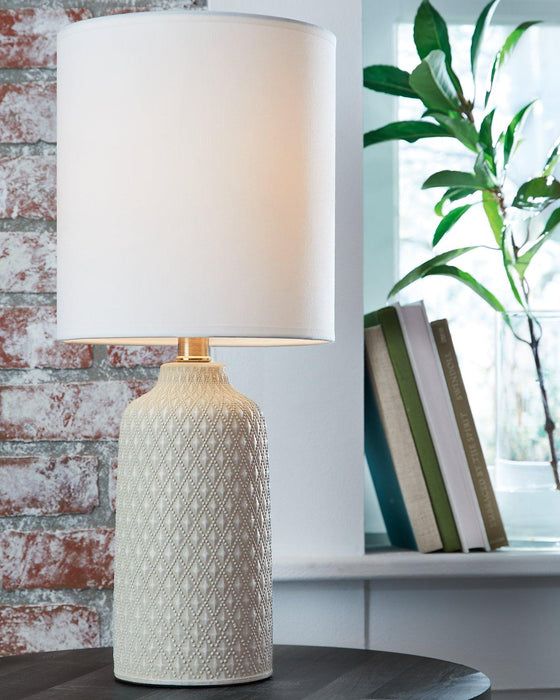Donnford Table Lamp - EZ Furniture of Mayfair (Philadelphia, PA)
