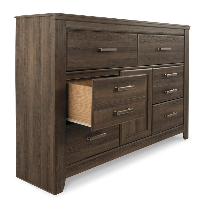 Juararo Dresser and Mirror - EZ Furniture of Mayfair (Philadelphia, PA)