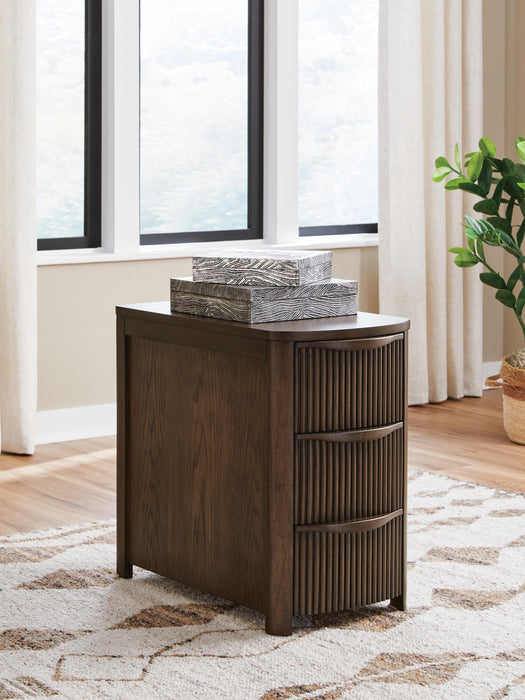 Camdill Chairside End Table - EZ Furniture of Mayfair (Philadelphia, PA)